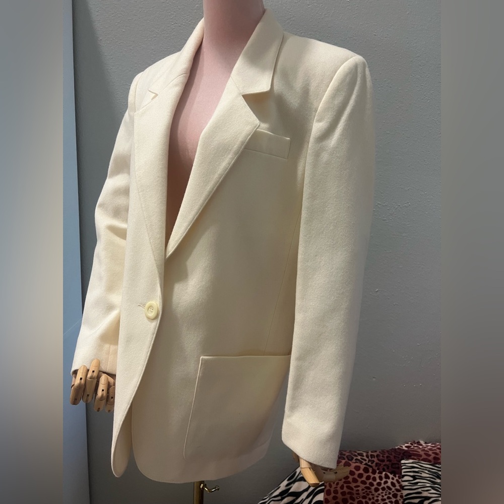 Elegant White Wool Coat